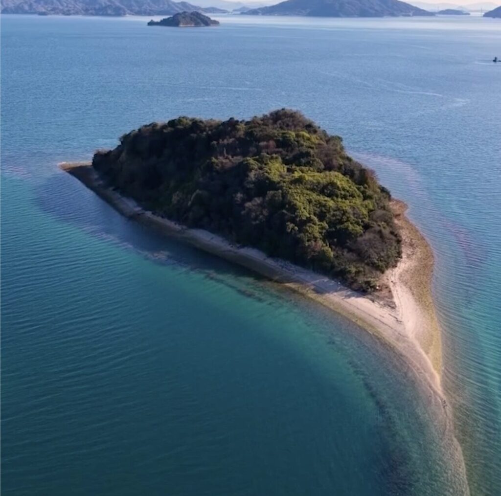 小芝島のドローン空撮画像